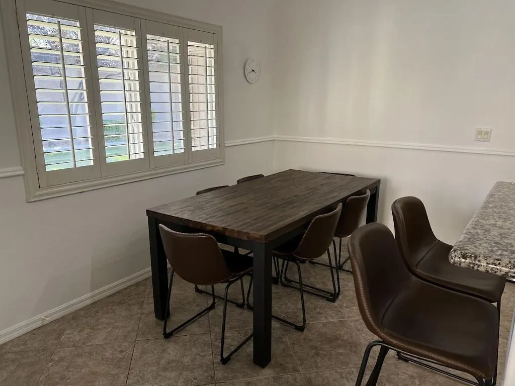 3 Bedroom 2 Bath Oasis In Cozy Neighborhood Λας Βέγκας Ηνωμένες Πολιτείες της Αμερικής